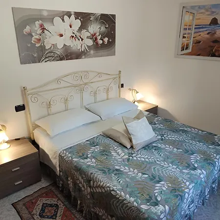 Apartman La Casa Col Portico Leivi