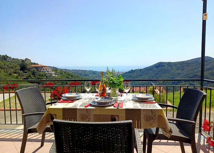 La Casa Col Portico Apartman Leivi